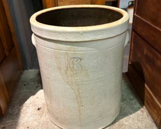 6-Gallon Stoneware Crock