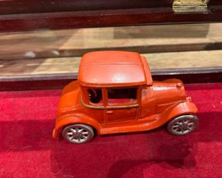 Arcade Mfg Toy Car w/ Removable Driver