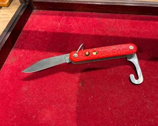 Vietnam Era Camillus Parachute Knife