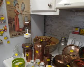 Vintage Copper pots/pans/Drink set