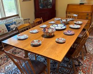 Beautiful antique table with Windsor chairs, antique and vintage Imari