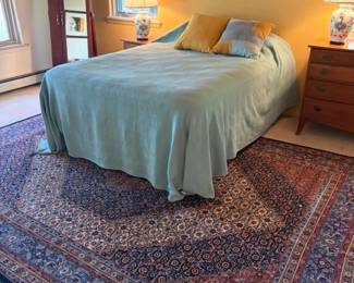Queen size bed (no headboard) and 8' x 11' rug