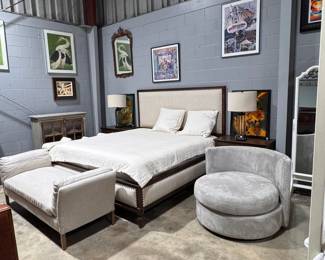 upholstered queen bed