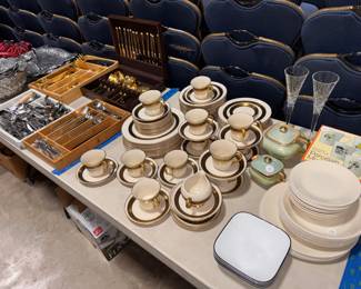 lenox dinnerware Orlando for sale