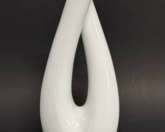 Modernist vase by Fritz Heidenreich for Rosenthal