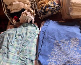 vintage linens 