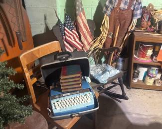 vintage Coruna typewriter 