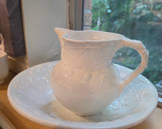 White Ceramic Pitcher and Bowl Set with Grapevine Motif - Wedgwood