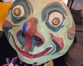 Vintage Folk Art Papier-Mรขchรฉ Clown Mask