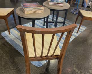Mid-Century Modern Spindle Back Dining Chair