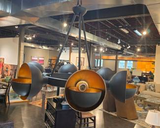 Nula 15-Light Shell Black & Gold Leaf Chandelier by Hinkley