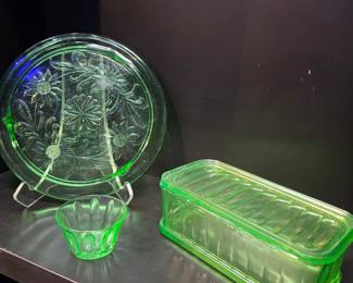 Green Uranium Glass Floral Pattern Serving Set - Anchor Hocking