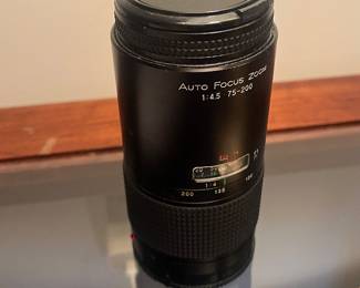 Magnicon Auto Focus Zoom 75-200mm f/4.5 camera lens