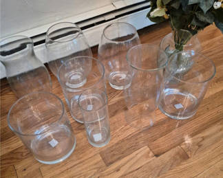 Lot 77: Assorted clear glass vases
