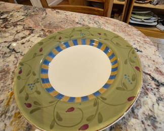 Lot 81: Olivia Signature stoneware plates