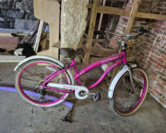 Lot 66: Del Rio Aluminum Bicycle