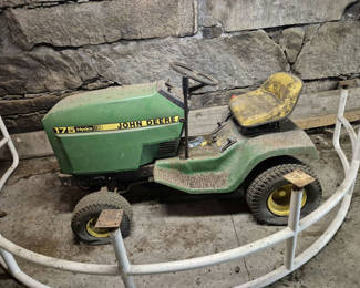 Lot 67: John Deere 175 Hydro Riding Lawn Tractor with Mower Deck