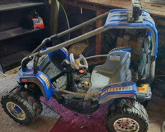 Lot 59: Fisher-Price Power Wheels Baja Extreme ride-on toy