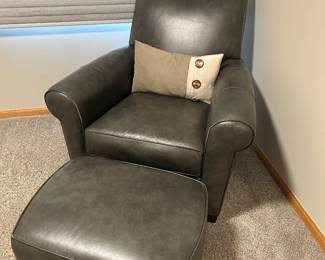 Ethan Allen leather chair