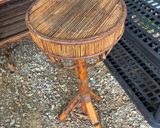MCM rattan planter