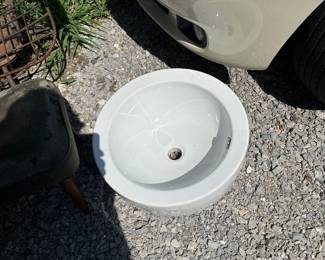 Round top mount bathroom sink