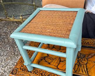 Rattan plant stand