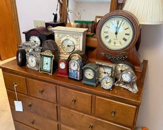 Assorted Mantel and Desk Clocks Collection