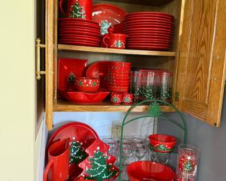 Waechtersbach Christmas Tree Pattern Dinnerware Set