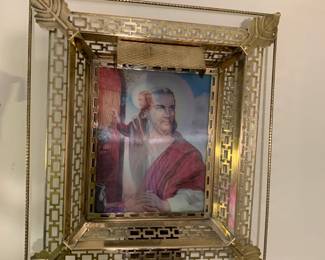 #23 lighted brass frame jesus hologram wall art with light $20.00