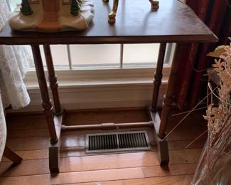 #14 Rectangle end table 26x17x25 $75.00