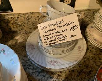 #172 Gold Standard genuine porcelain 15 pieces $40.00