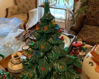 #142 Ceramic Christmas tree with light 18 inch tall works $100.00