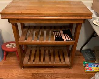#92 kitchen island 35x17x36 plank bord rustic $65.00