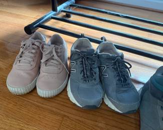 Women's Tennis Shoes 