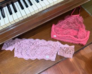Women's Intimates 