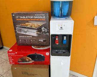 Avalon Drink Dispenser, Tabletop Griddle