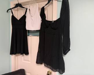 Women's Clothing 