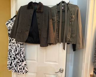 Women's Clothing 