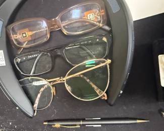 Glasses 