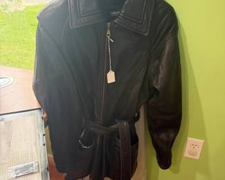 Women's Clothing 
