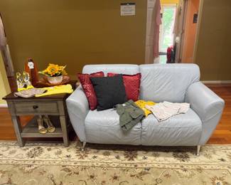 Leather Loveseat, Decorative Pillows, Women's Clothing, Wooden Side Table