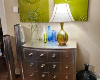 WyseFinds in  Oak Lawn Heights