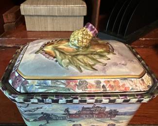 Mckenzie Childs trinket box $100