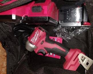 Milwaukee M18 Compact Brushless 1/4" Hex 3-Speed Impact Driver with battery charger and battery