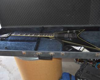 Ibanez V Design  625.00    Road star 2 Series