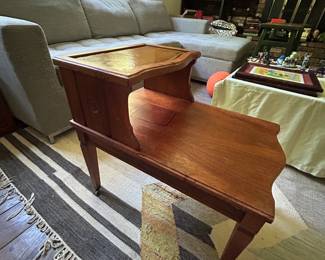 Vintage Mersman endtable with leather top