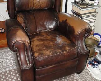 Distressed leather chair/recliner