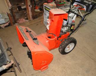 Arians Deluxe 28 snowblower