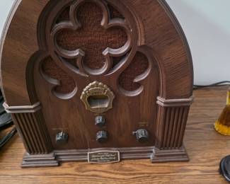 Vintage radio replica. It works!