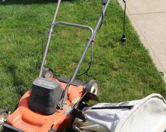 Black & Decker Electric 21" Lawn Mower